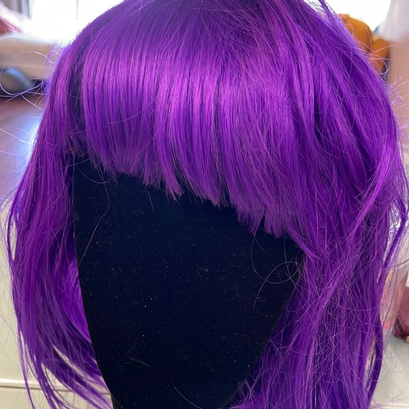Fashion Wig for Ladies - Picture 1 of 4